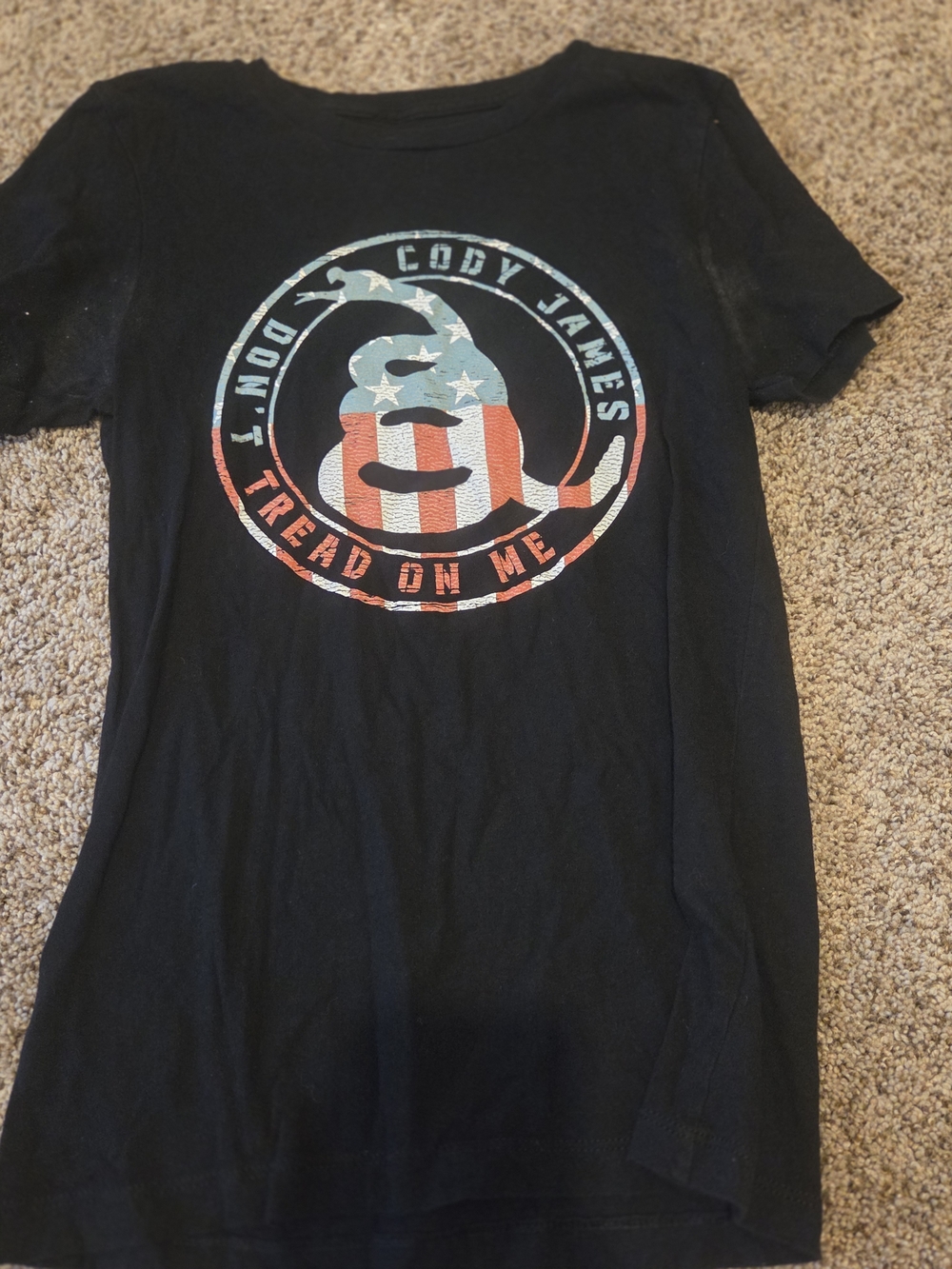 Cody James Black Short-Sleeve Graphic Tee - 'Tread On Me'